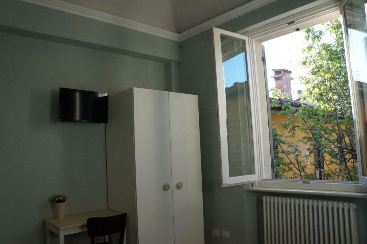 Il Vicolo 48 Bed & Breakfast Pesaro Luaran gambar