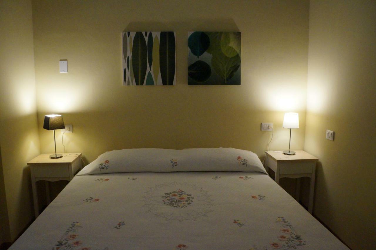 Il Vicolo 48 Bed & Breakfast Pesaro Luaran gambar