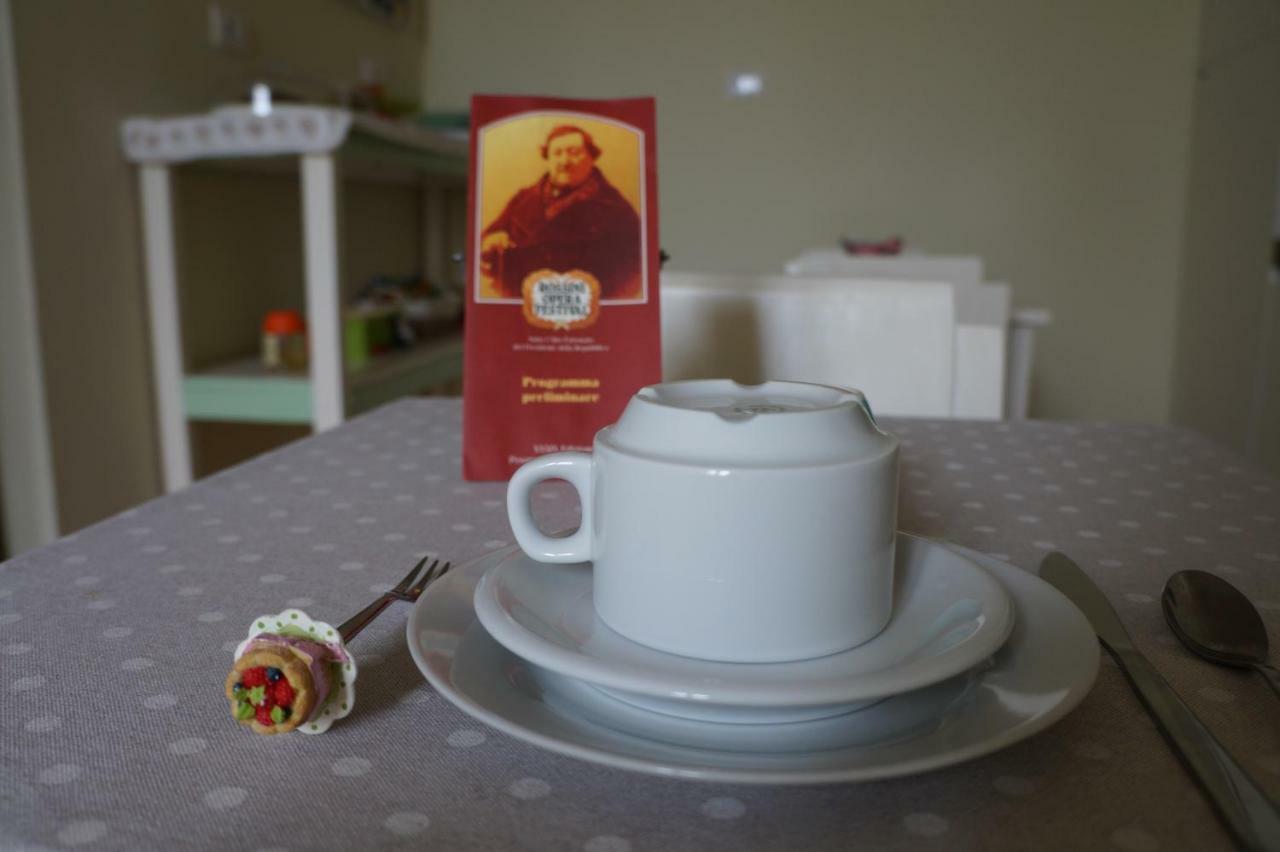 Il Vicolo 48 Bed & Breakfast Pesaro Luaran gambar