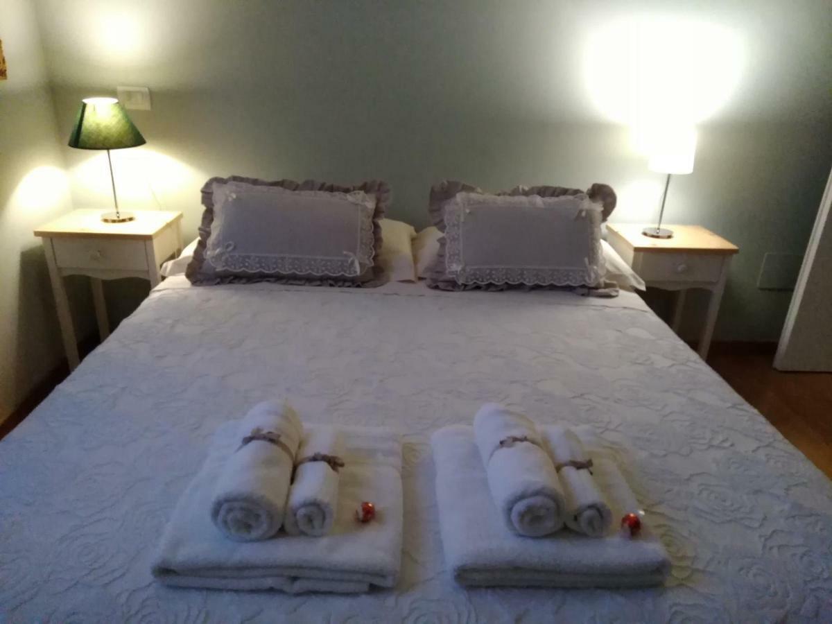 Il Vicolo 48 Bed & Breakfast Pesaro Luaran gambar