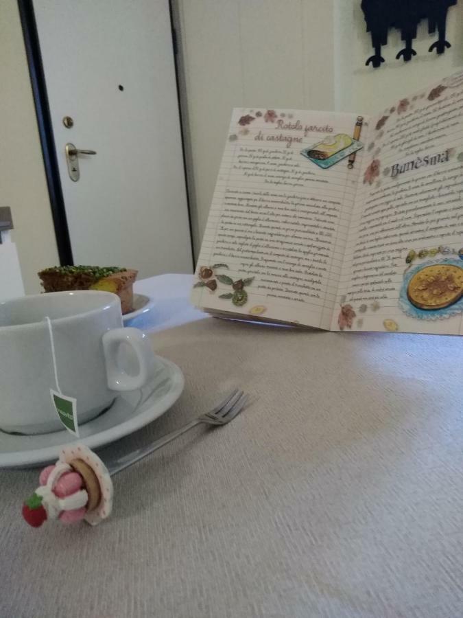 Il Vicolo 48 Bed & Breakfast Pesaro Luaran gambar