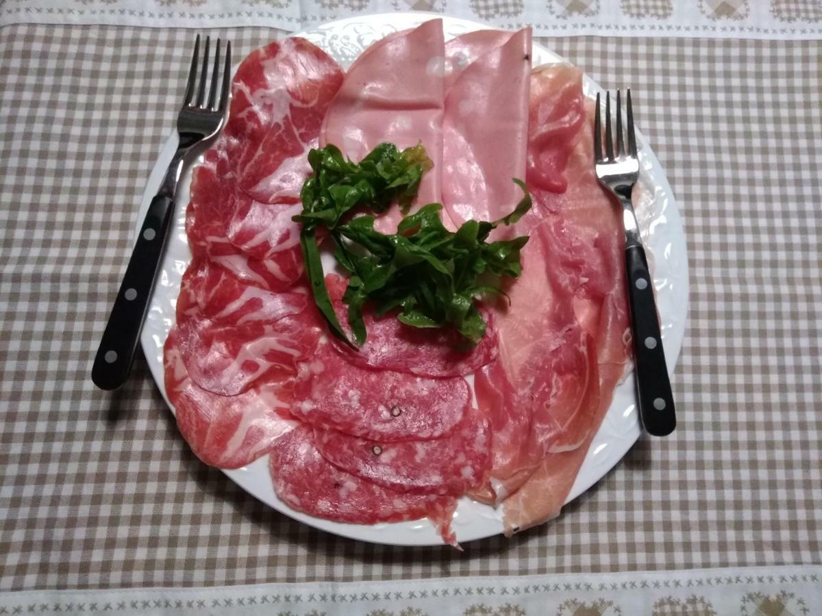 Il Vicolo 48 Bed & Breakfast Pesaro Luaran gambar